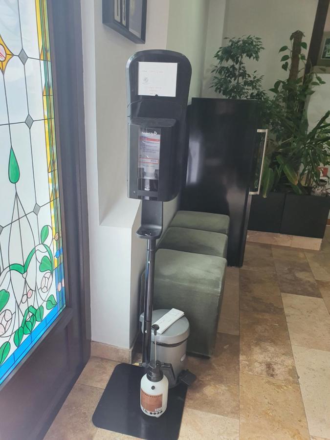 贝尔维尔酒店 雅西 外观 照片